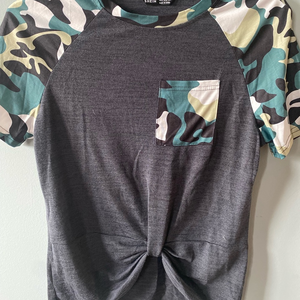 Shirt... camouflage shoulders ! Summer is almost here !
